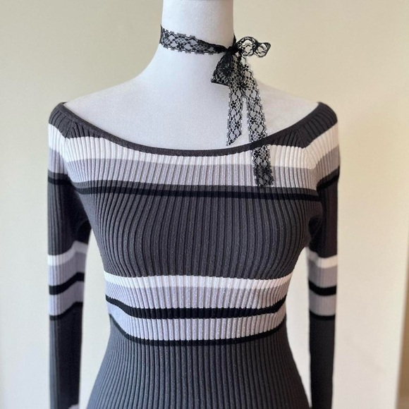 Vintage Y2K Black Gray Ribbed Knit Bodycon Sweater Dress Derek Heart 2000s S-M - Picture 6 of 10